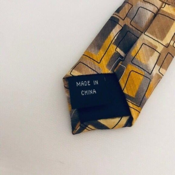 #1623 VTG J Garcia Two Guards Colletion Necktie - Picture 2 of 4